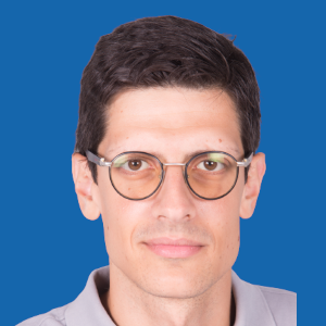 Srdjan_blau 300x300 Portrait Oliver Oey